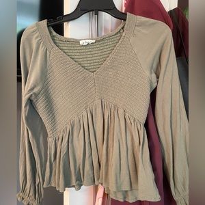 In Loom, Long sleeve shirt